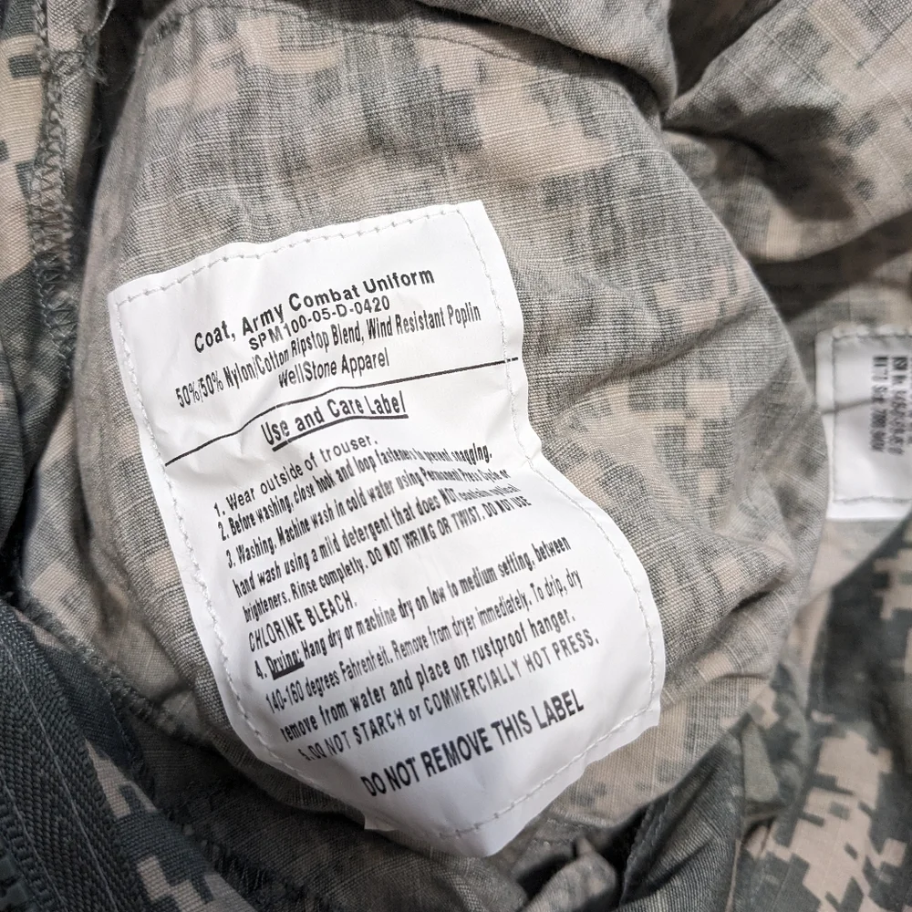US Army Digital Camo Coat - Picture 7 of 8